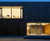 Two-sided house