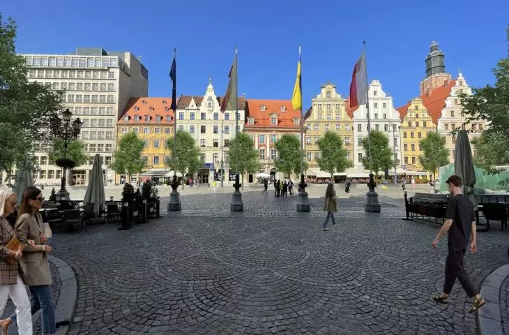 na wrocławskim Rynku i przy ulicy Świdnickiej pojawi się 121 drzew