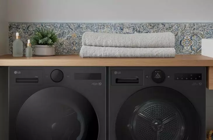 LG F4X7511TBB washing machine and LG RHX7010TBB dryer
