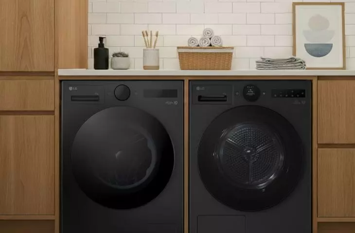 LG F4X7511TBB washing machine and LG RHX7010TBB dryer