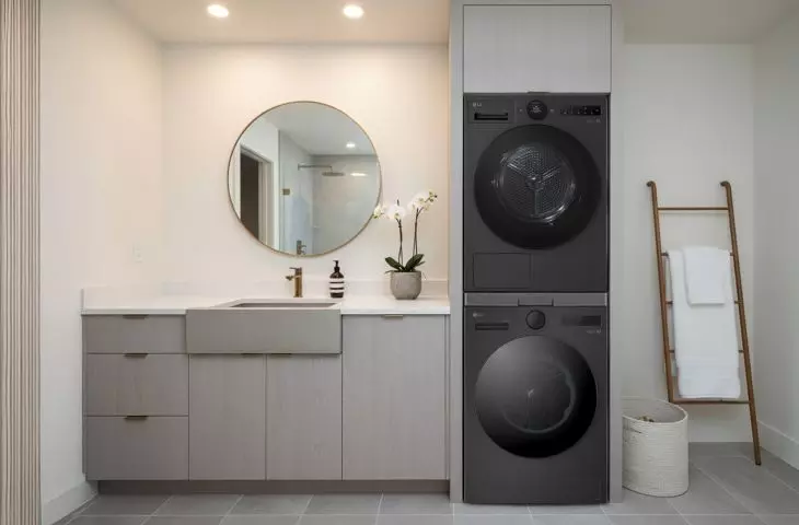 LG F4X7511TBB washing machine and LG RHX7010TBB dryer