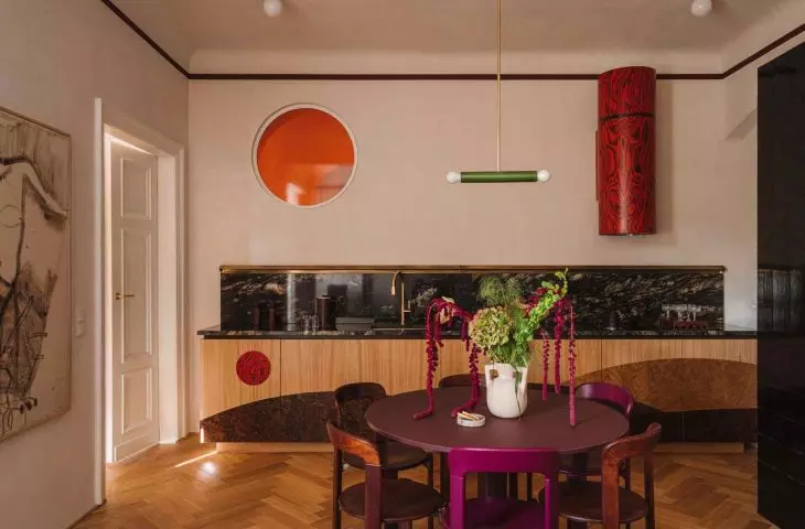 Mokotow townhouse in high craft version
