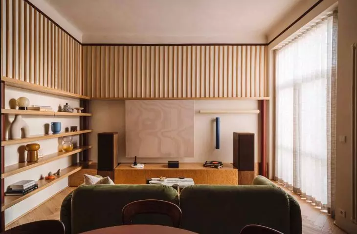 Mokotow townhouse in high craft version