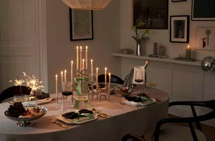 One of the most important hallmarks of Christmas Interiors 2025 is consistency
