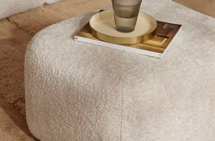 Upholstered furniture in Cloud Dancer color gains lightness and timelessness