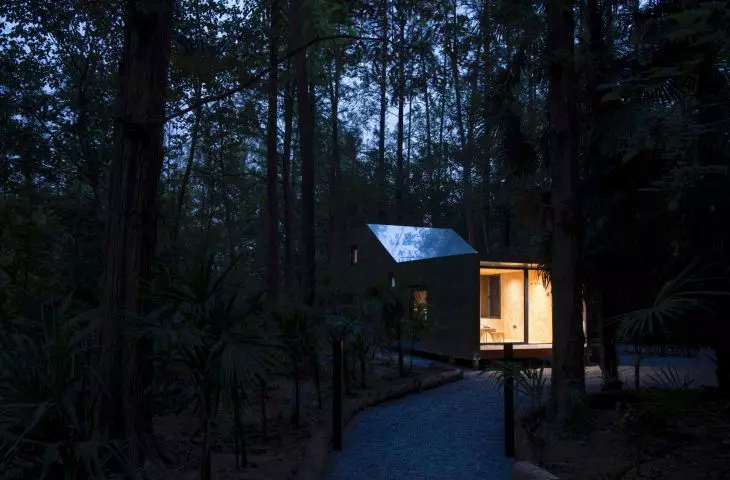 Merryda Wiki World (aka Secret Camp) in Wuhan