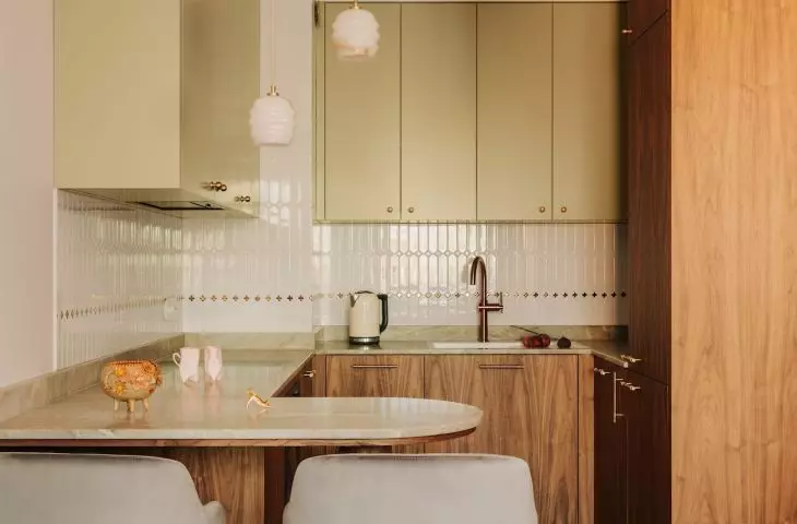 A feminine apartment with character from Buduar studio
