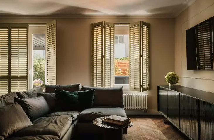 A feminine apartment with character from Buduar studio