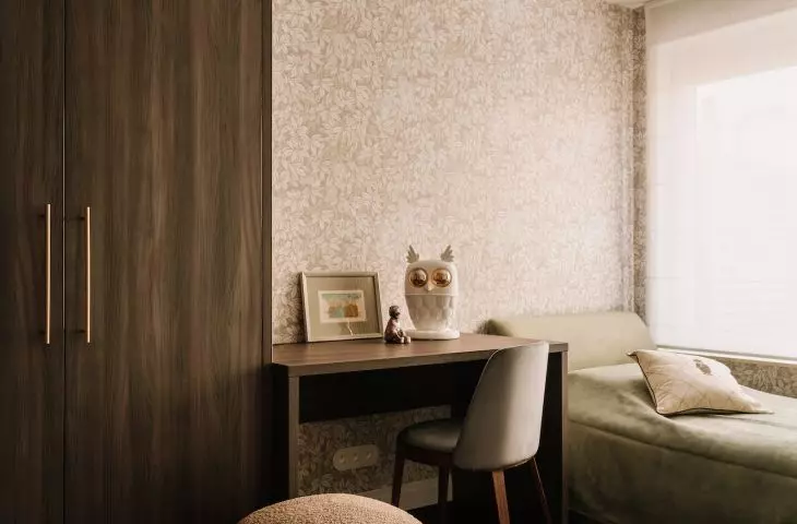 A feminine apartment with character from Buduar studio