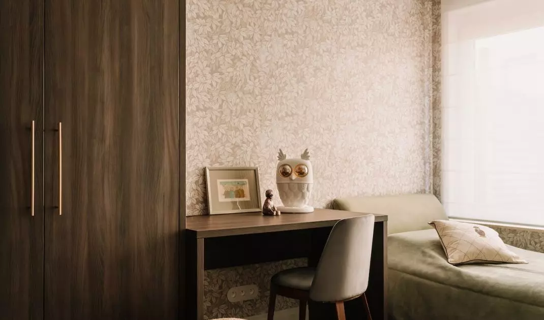 A feminine apartment with character from Buduar studio