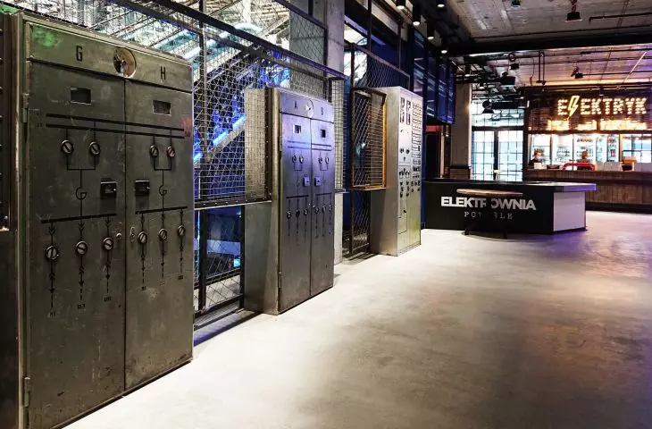 Food Hall w Elektrowni Powiśle