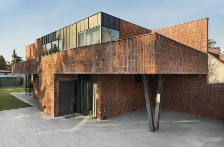 Skinny Haus in Warsaw - a house on a narrow plot of land