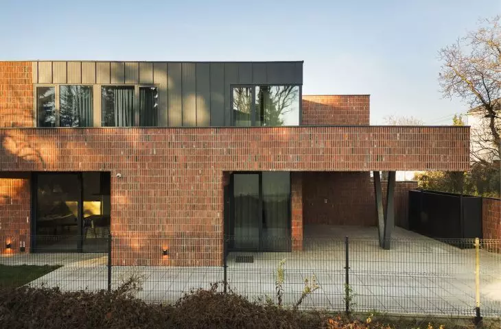 Skinny Haus in Warsaw - a house on a narrow plot of land
