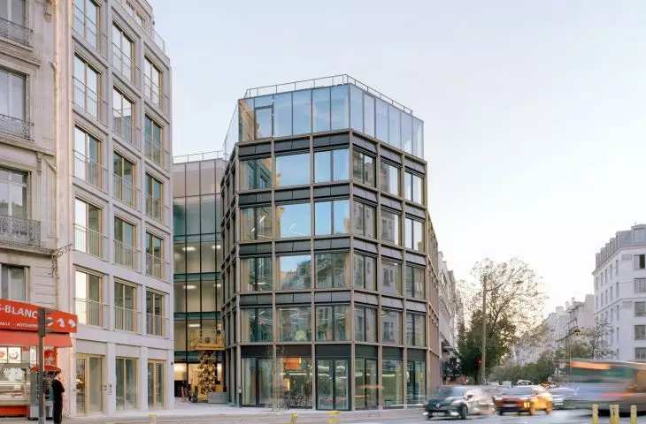 206 Lafayette — Restrukturyzacja i Dogęszczenie zespołu mixed-use, zawierające biura, mieszkania społeczne i sklepy w Paryżu, Francja