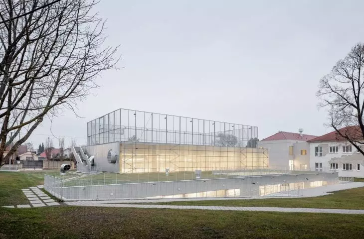 Expansion of Primary School - new pavilion and multipurpose hall in Bernolákov, Slovakia