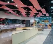 Market Univerexport w mieście Novi Sad w Serbii 