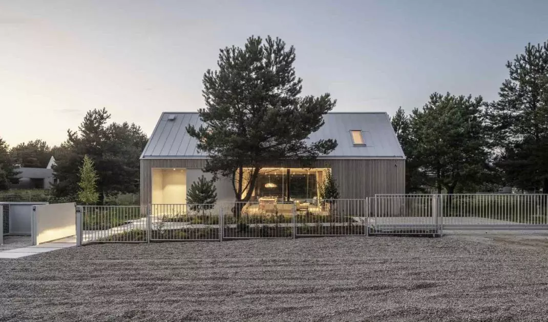 Kownatki Lake House