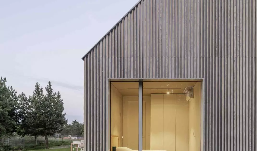 Kownatki Lake House