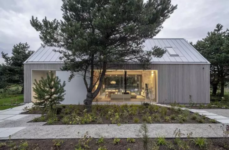 Kownatki Lake House