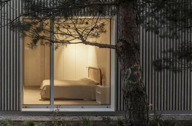 Kownatki Lake House