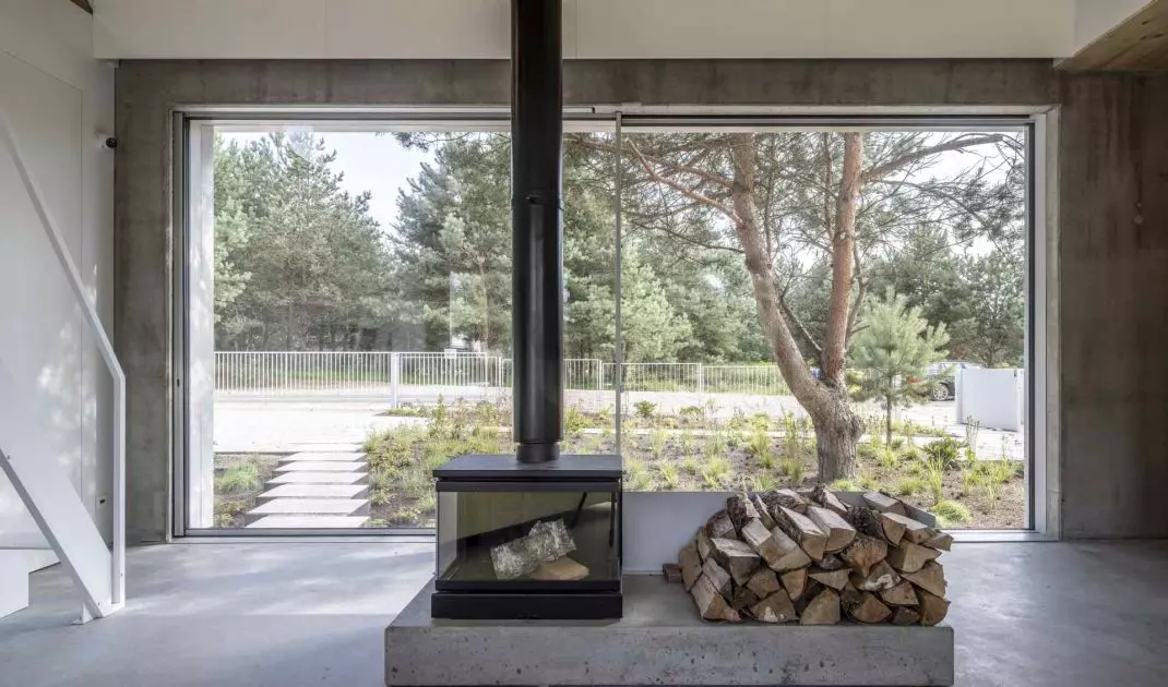 Kownatki Lake House