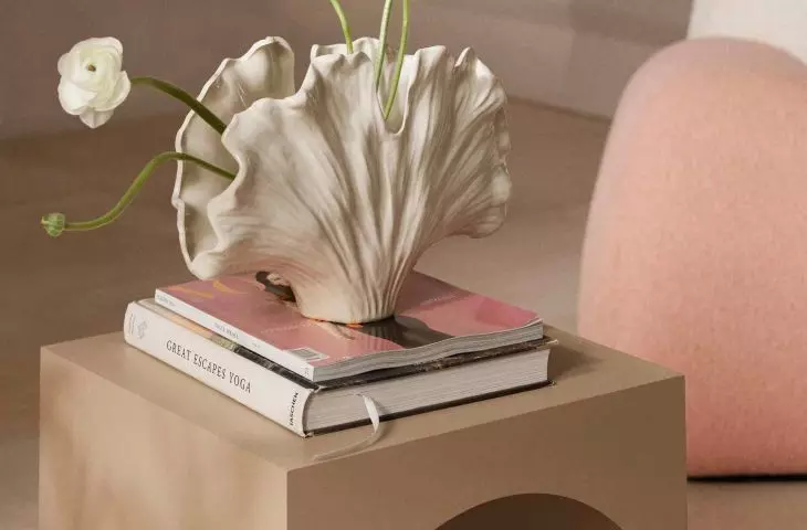 Live flowers in a Valentine's Day arrangement act as a natural complement to the whole