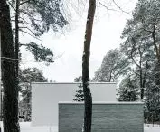 Concrete Wall Residence in Konstancin-Jeziorna