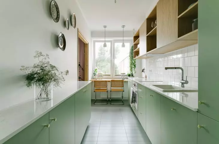 Long kitchen