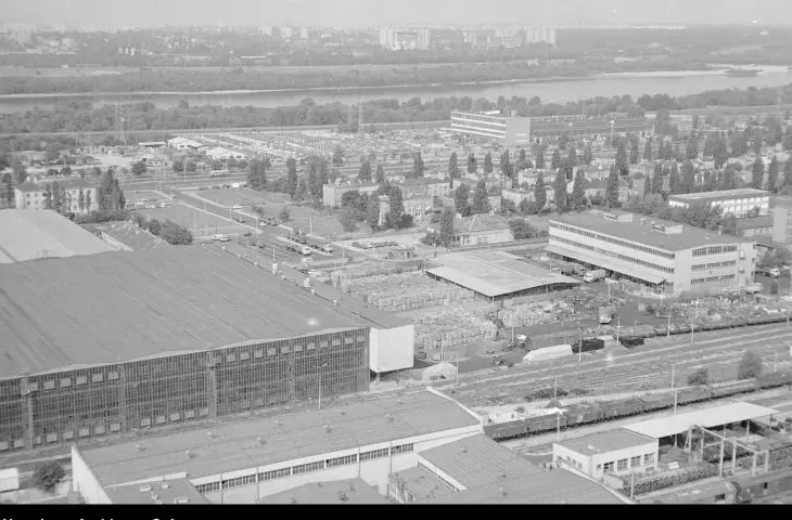 Fabryka Samochodów Osobowych na Żeraniu w 1977 roku