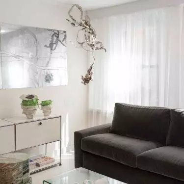 New York apartment serves dual function as private living space and intimate showroom