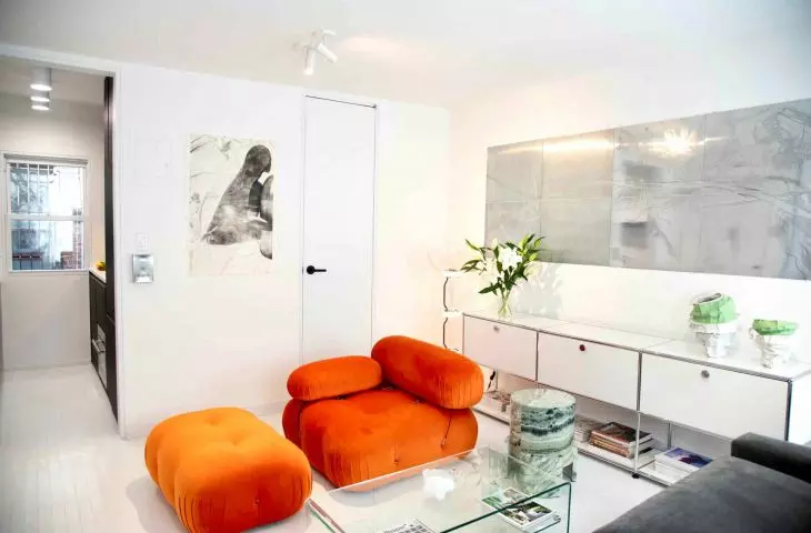 The walls of the showroom act as an active display space