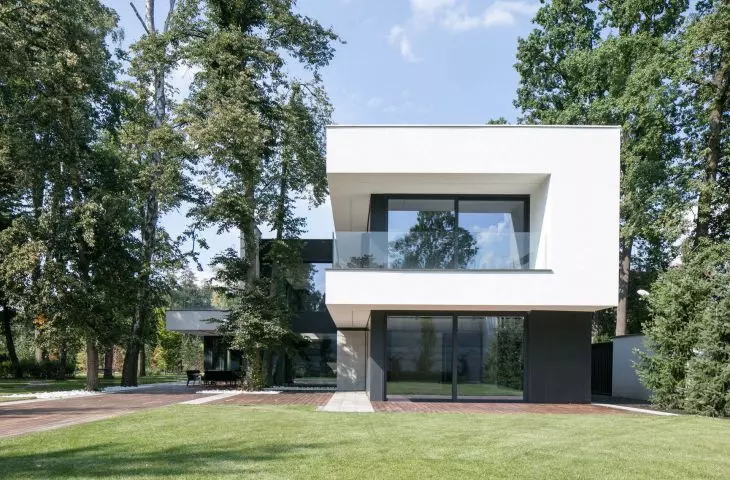 RE: LONG HOUSE