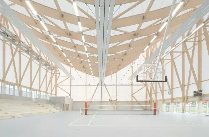 Centrum Sportu i Kultury im. Josephine Baker i Marie-Jose Perec w La Bouëxière, Francja - onze04