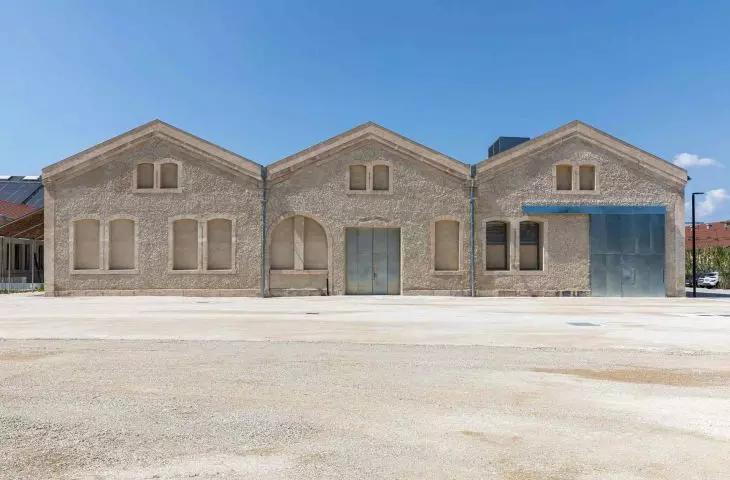 Lot 8 in Arles