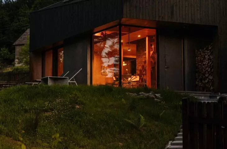 Year-round cottage