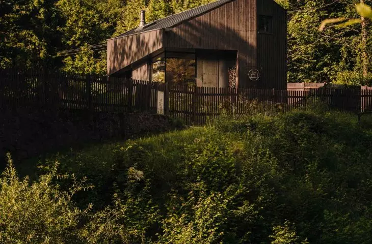 Year-round cottage