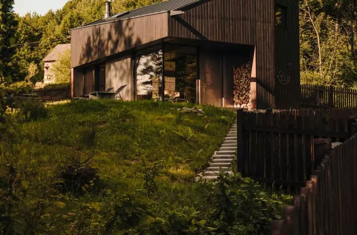 Year-round cottage