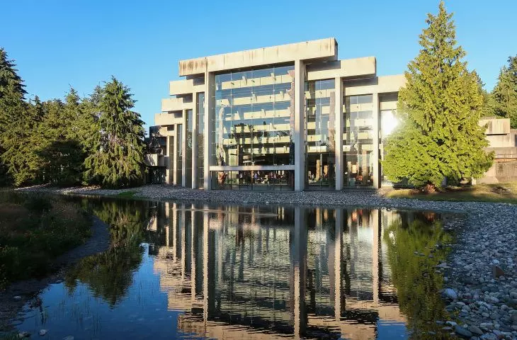 Museum of Anthropology in Vancouver, 1976, proj.: Arthur Erickson, constr.: Boguslaw Babicki