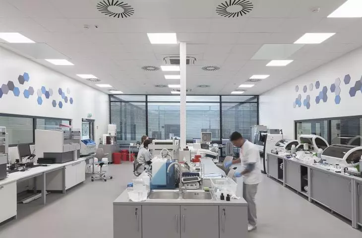 Ecophon Hygiene acoustic system in Silesian Analytical Laboratories