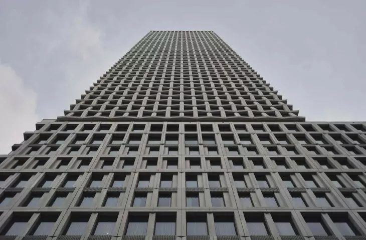 900 Saint-Jacques residential tower