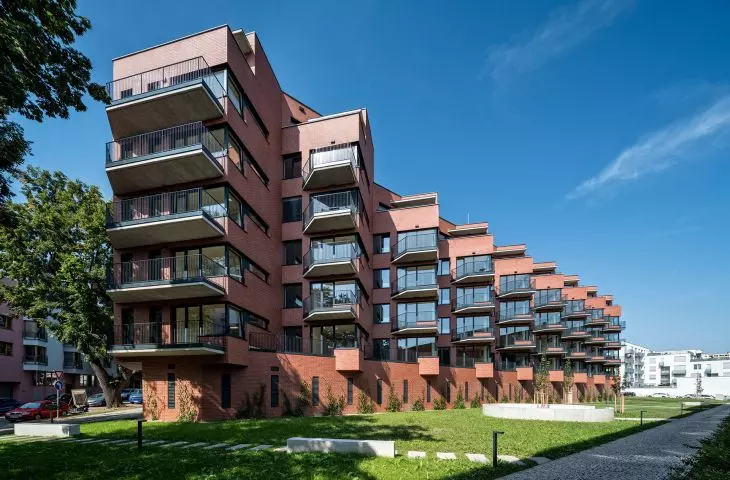 01 Ruby red Starý Pivovar, Brno, Czechy, projekt: Atelier RAW, zdjęcie: Borivoj Capak