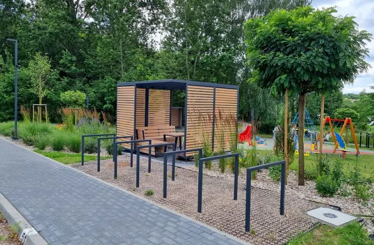  Modern rest shed 