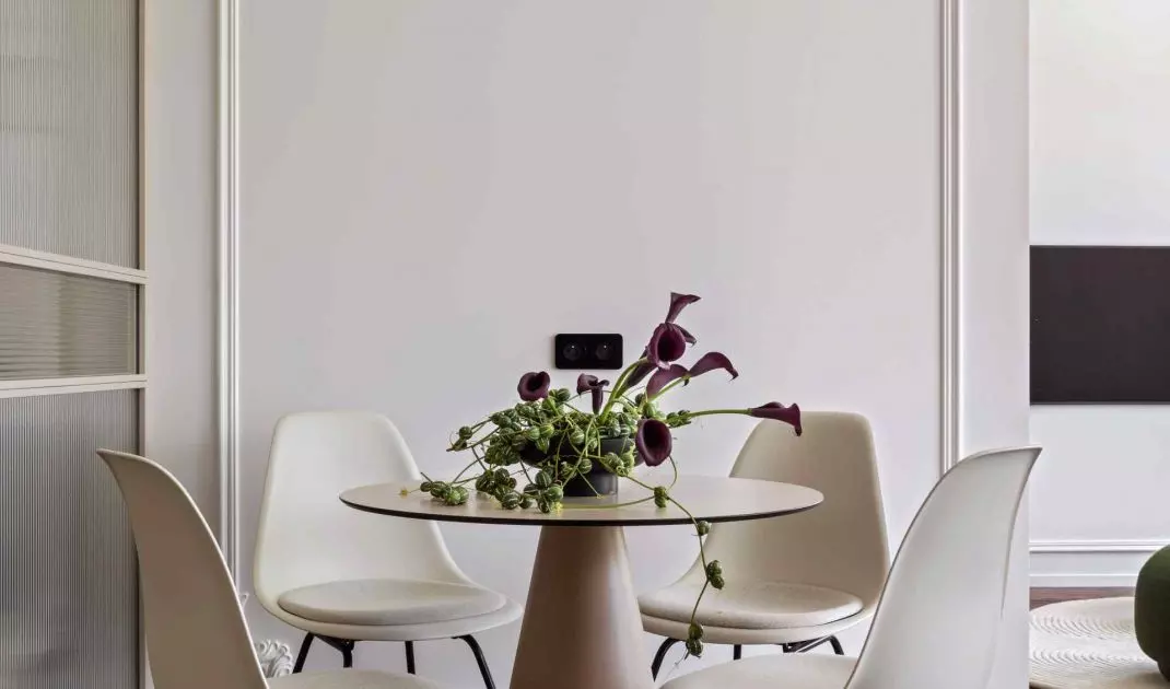 Apartment in Warsaw from MIRRO STUDIO