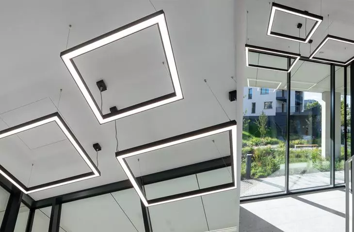 GEOMETRIC SQUARE LED