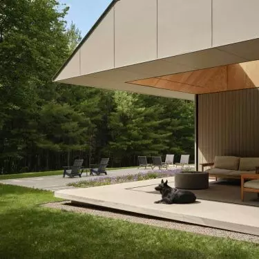 Ridge House in Canada