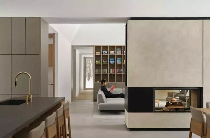 Ridge House in Canada