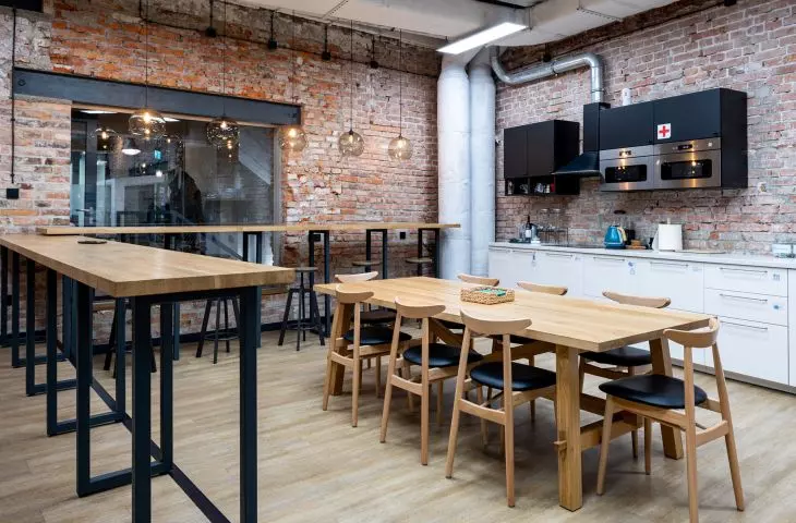 Cluster Cowork