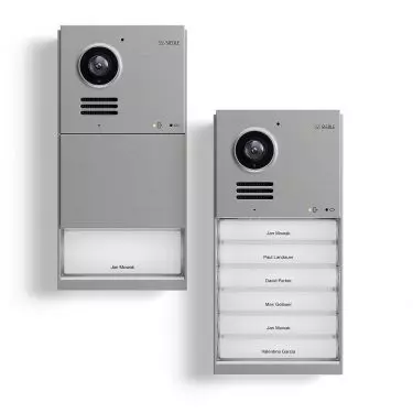 IQ Door outdoor station.  Variant with 1-3 buttons; variant with 4 or 6 buttons