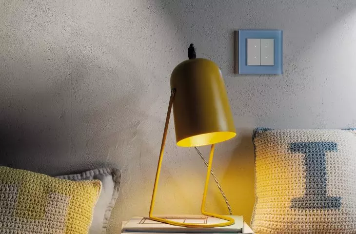 Simon GO – ściemniacz do żarówek  LED-owych, sterowany smartfonem (Wi-Fi)