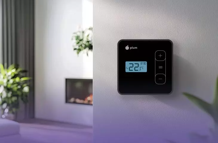 xTHERM thermostats are available in wireless and wired versions